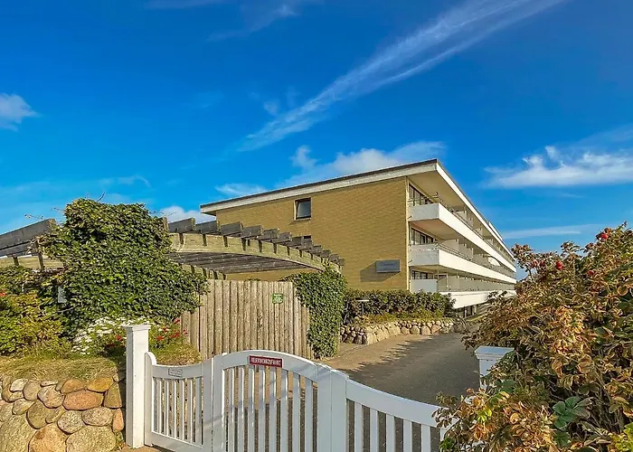 Ocean Apartment *